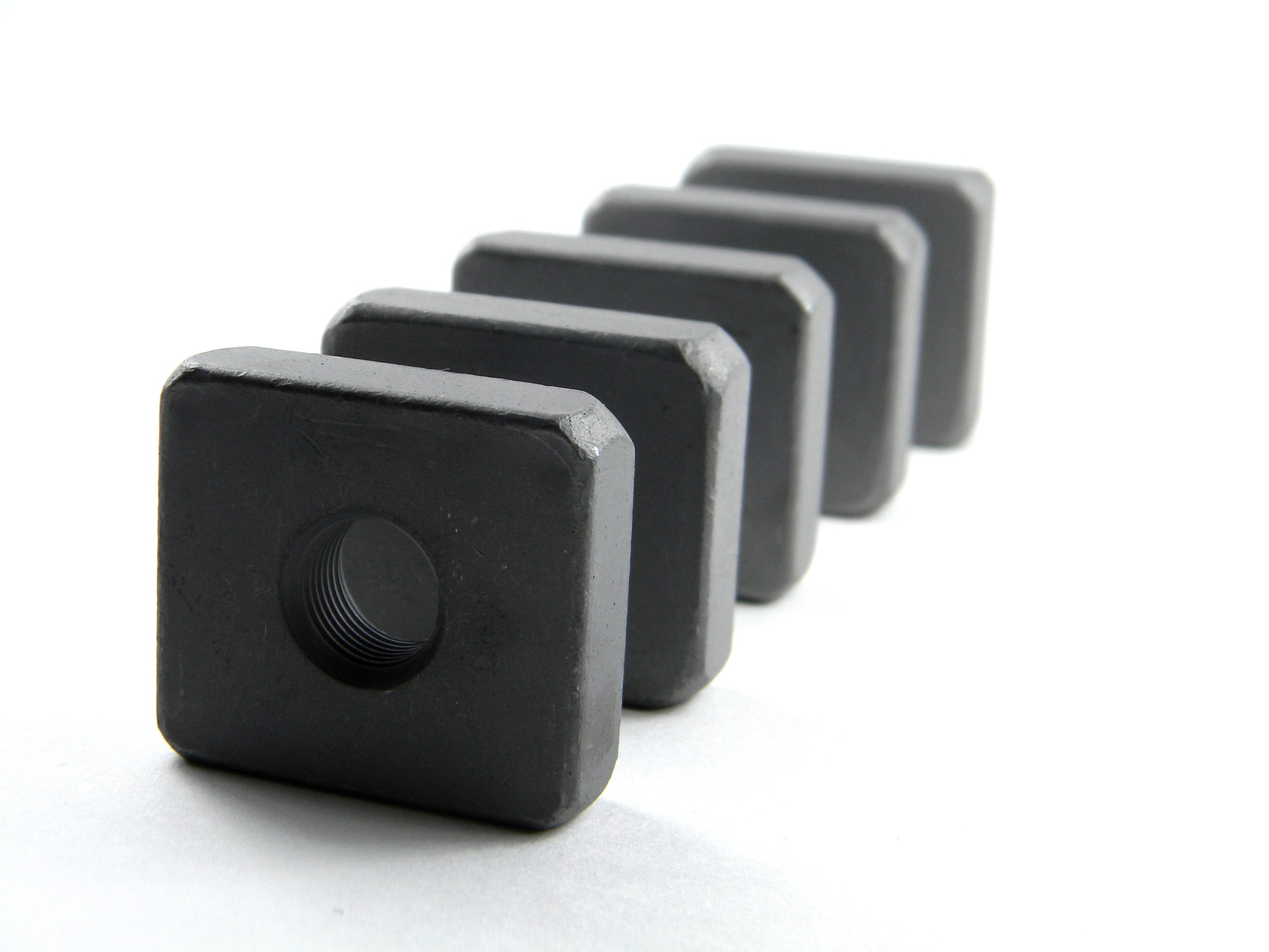SQUARE NUTS